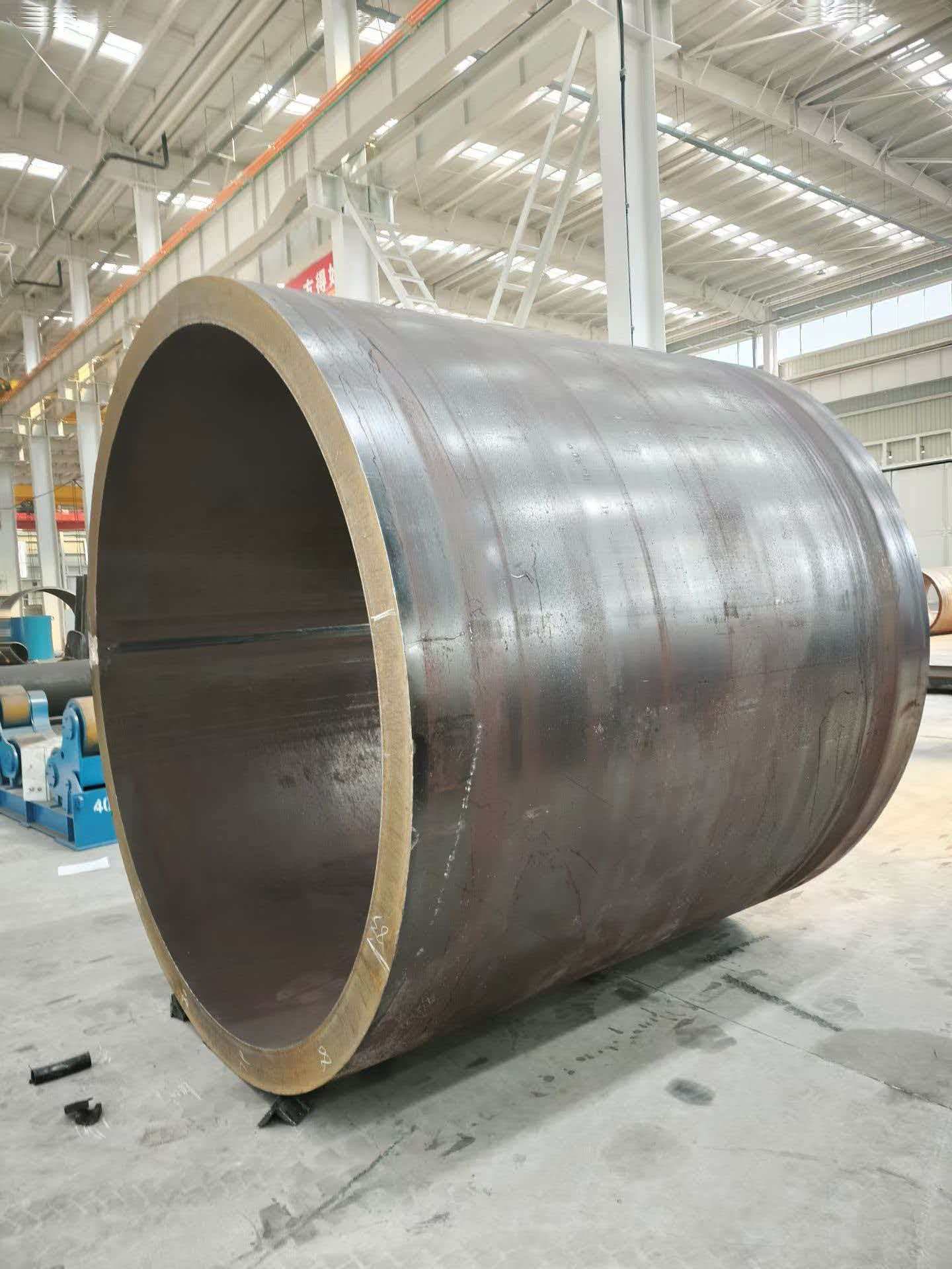 Hot rolled steel pipe